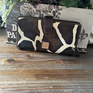 Dooney & Bourke Dark Brown and Cream Wallet